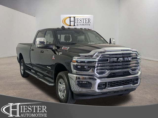 Diamond Black Crystal Pearlcoat 2025 RAM 2500 Pickup Truck Four-Wheel Drive 8-Speed Automatic