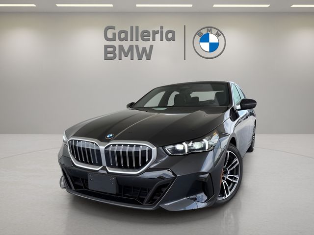 2025 BMW 5 Series 530i's photo