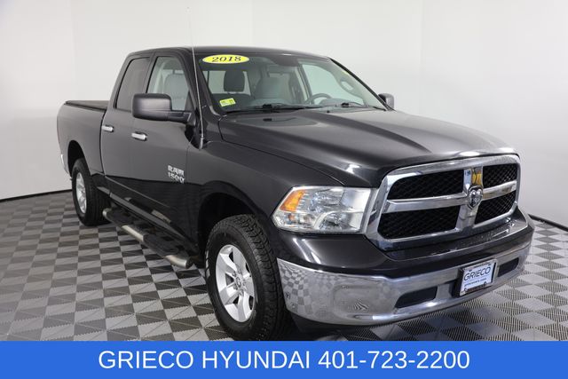 Brilliant Black Crystal Pearlcoat 2018 RAM 1500 SLT Quad Cab 4WD Pickup Truck Four-Wheel Drive 8-Speed Automatic