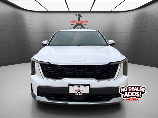 Glacial White Pearl 2024 Kia Sorento LX FWD SUV / Crossover Front-Wheel Drive 8-Speed Automatic