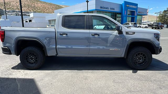 2024 GMC Sierra 1500 AT4X 2