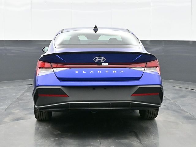 2025 Hyundai Elantra SEL 6