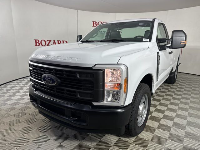 2024 Oxford White Ford Super Duty F-350 SRW XL RWD Truck