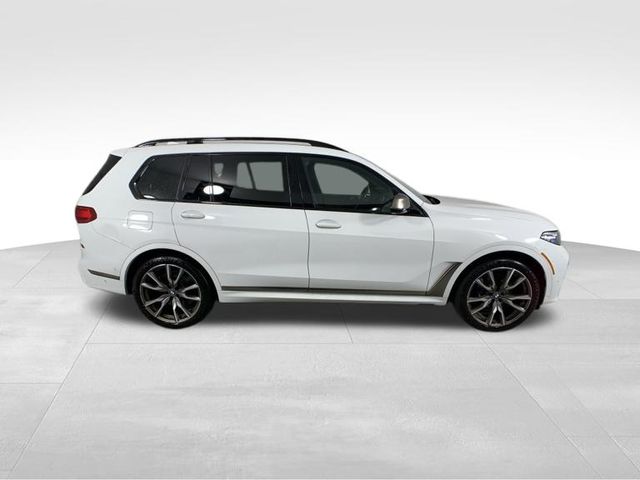 2022 BMW X7 M50i 7