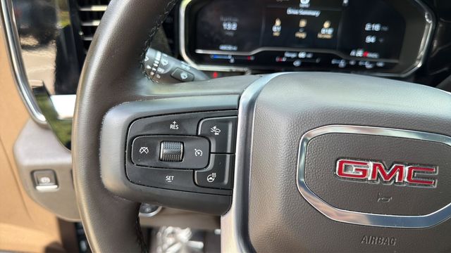 Used 2024 Blue GMC SLT image 22