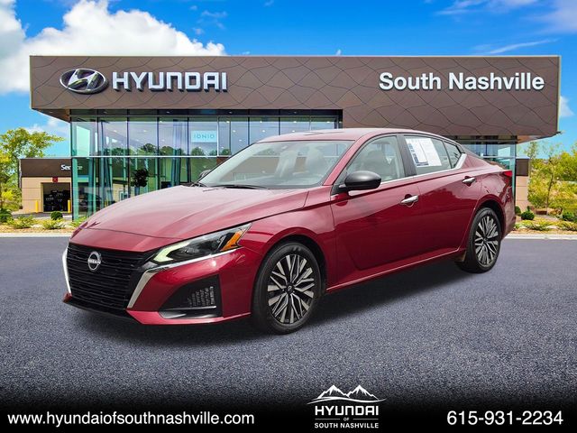 Red (Scarlet Ember) 2025 Nissan Altima 2.5 SV FWD Sedan Front-Wheel Drive Continuously Variable Transmission