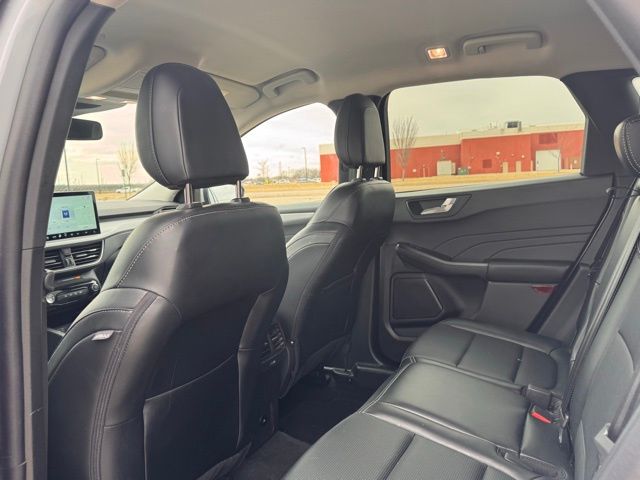 2025 Ford Escape Platinum