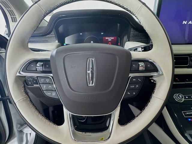 2022 Pristine White Metallic Tri-Coat Lincoln Nautilus Black Label AWD SUV