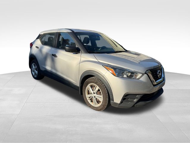 2020 Nissan Kicks S 2