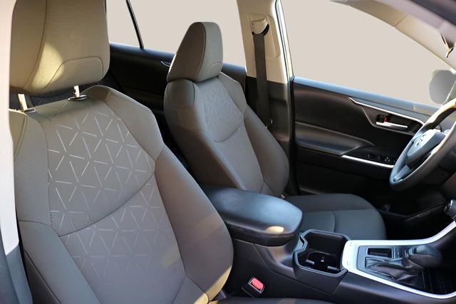 Used Car 2024 Toyota Rav4  Xle For Sale Under $25,000 In Austin, Texas