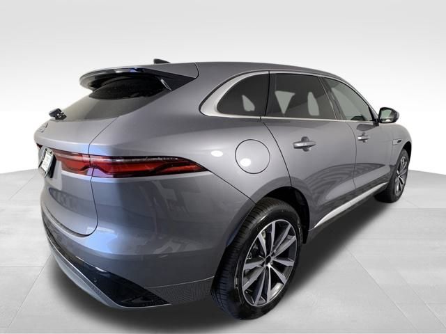 2024 Jaguar F-PACE P250 8