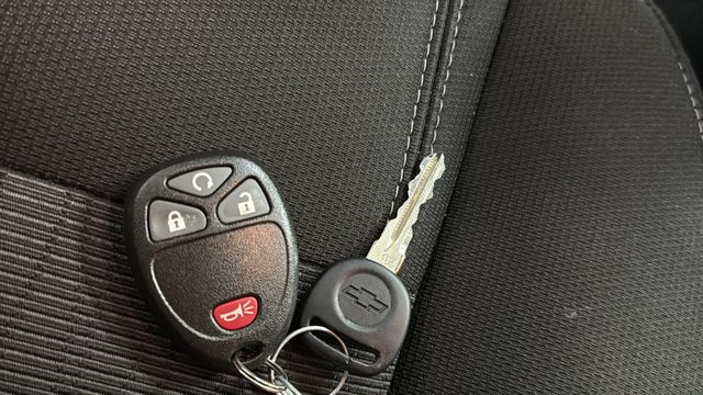 Used 2017 Siren Red Tintcoat Chevrolet LT image 32