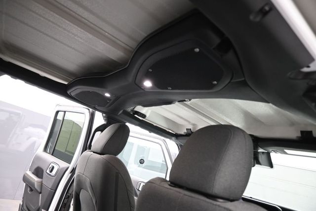 Used 2025 Jeep Wrangler SUV
