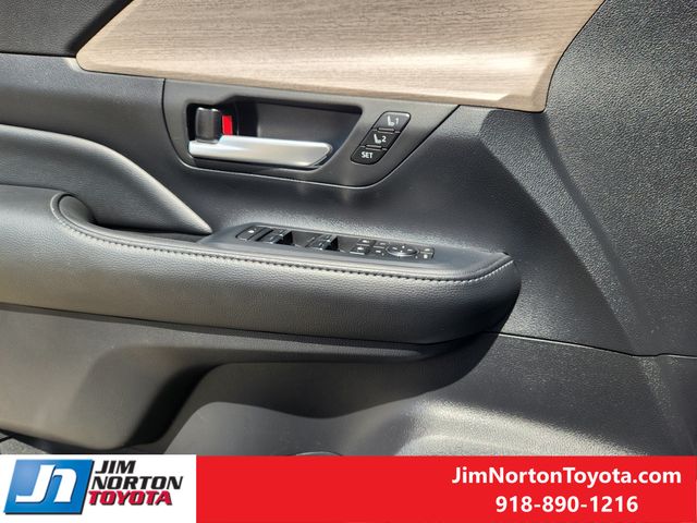 Used 2024 Toyota Grand Highlander SUV