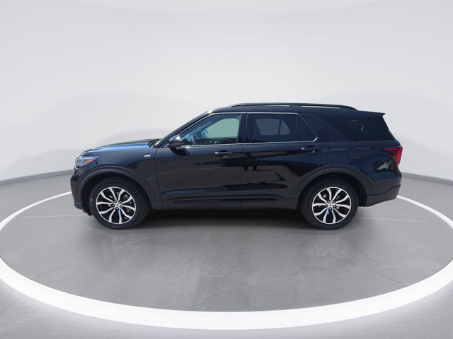 New 2026 Agate Black Metallic Ford ST-Line image 5