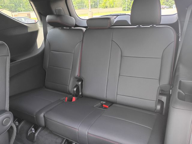 Used 2024 Chevrolet Traverse SUV