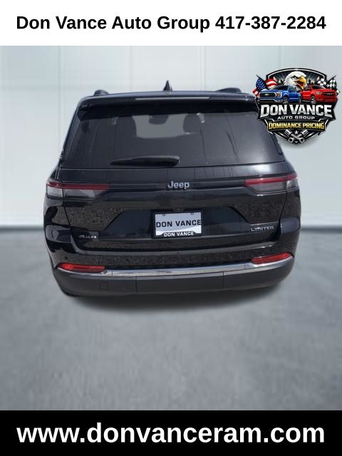 View vehicle photo 5