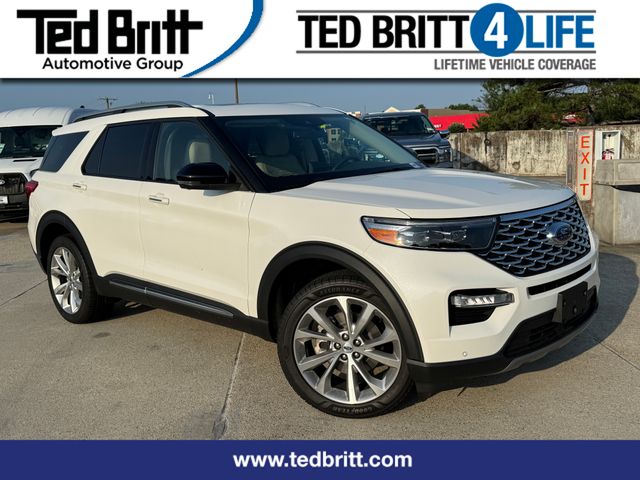 White Metallic 2022 Ford Explorer SUV / Crossover All-Wheel Drive Automatic