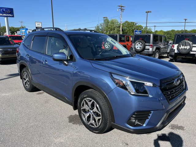 Certified Used 2022 Blue Subaru Premium image 11