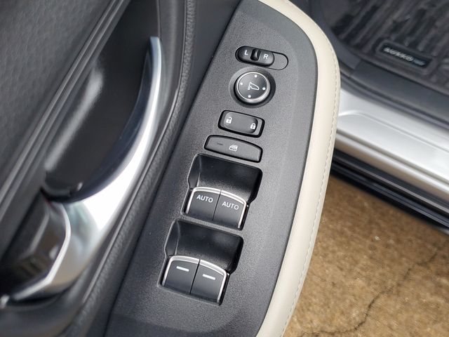2025 Honda HR-V EX-L - Photo 18