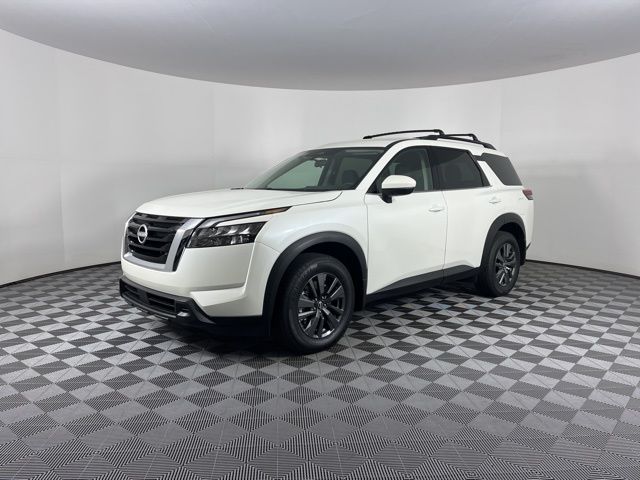 2024 Nissan Pathfinder SV 5