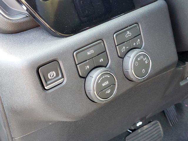 2026 Chevrolet Silverado 1500 Crew Cab 4WD Pickup for sale #T1201552 - photo 8