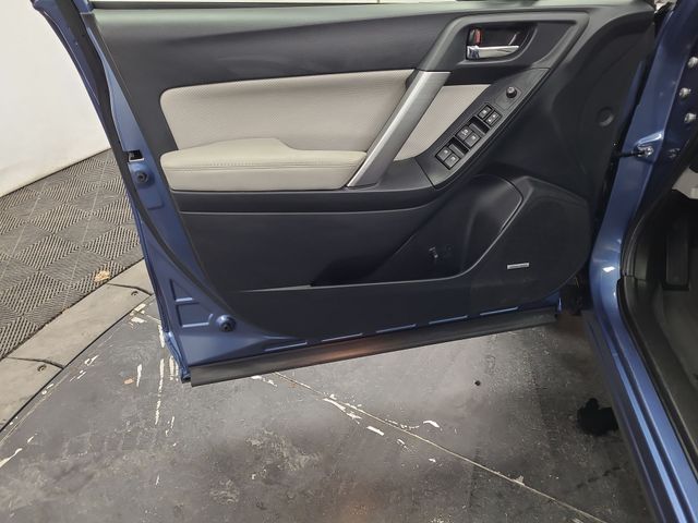 2016 – Subaru – Forester