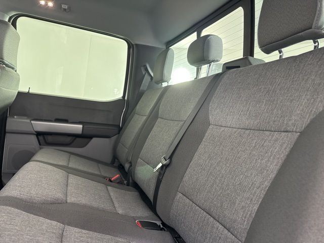 2025 Oxford White Ford Super Duty F-250 SRW XL 4X4 Truck