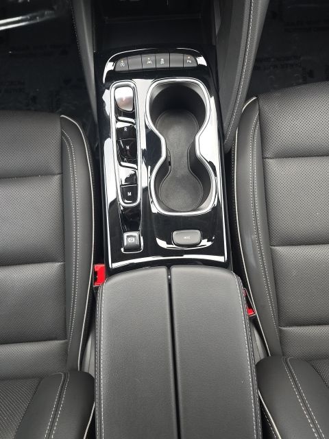 2023 Buick Envision Essence:C02556