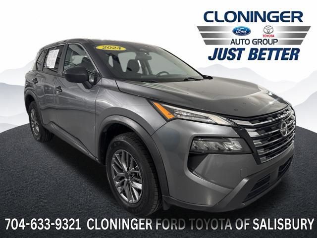 Gray (Gun Metallic) 2024 Nissan Rogue SUV / Crossover Front-Wheel Drive Continuously Variable Transmission