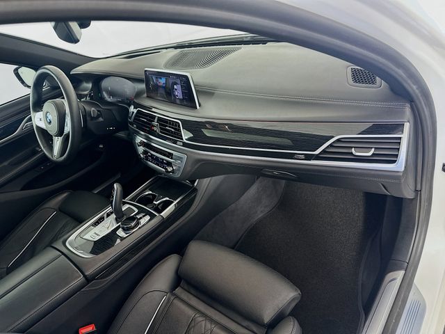 Thumbnail: 2020 BMW 7 Series - 30