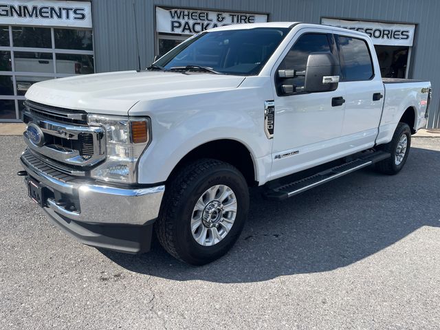 2022 Ford F-250SD XLT - Oxford White exterior view 3