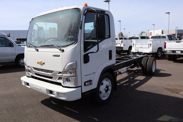 2024 Chevrolet 4500 HG LCF Gas work truck 11