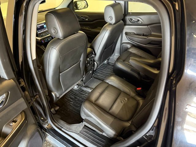2017 GMC Acadia SLT-1 photo