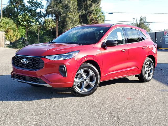 2024 Ford Escape ST-Line 1