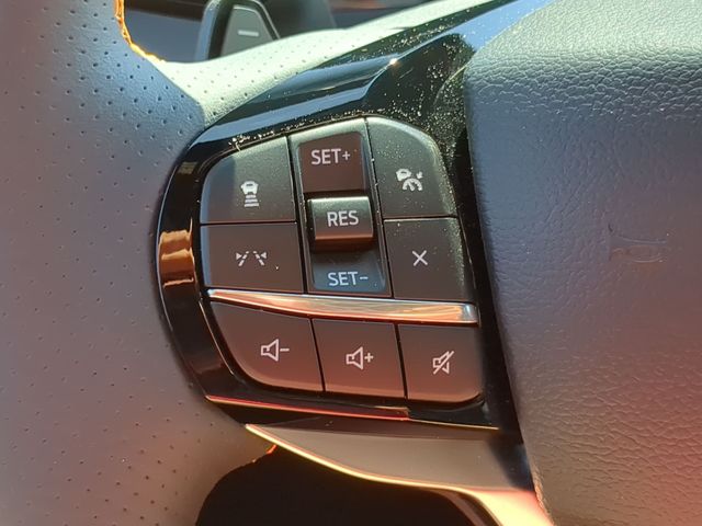 New 2026 Space White Metallic Ford Tremor® image 26