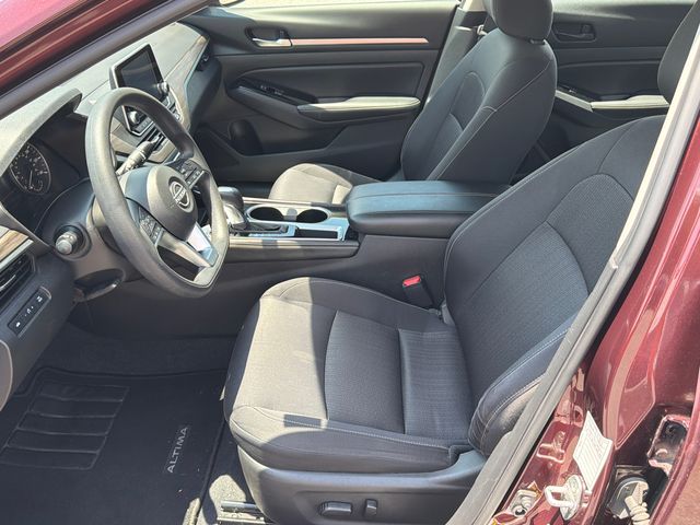 Used 2023 Nissan Altima Sedan