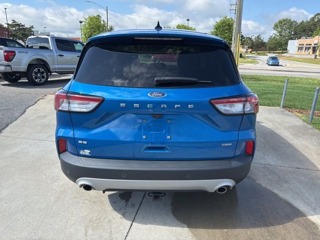 2021 Ford Escape Hybrid SE photo