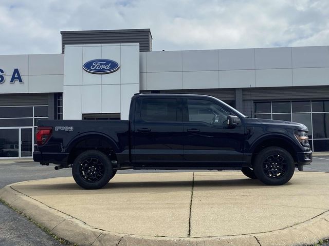 New 2026 Blue Ford XLT image 2