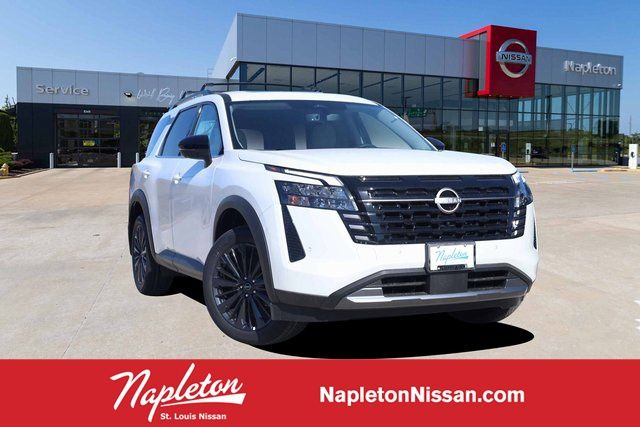 Everest White Pearl Tricoat 2026 Nissan Pathfinder SL 4WD SUV / Crossover All-Wheel Drive 9-Speed Automatic