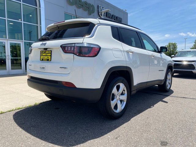 2020 Jeep Compass Latitude - White Clearcoat exterior view 6