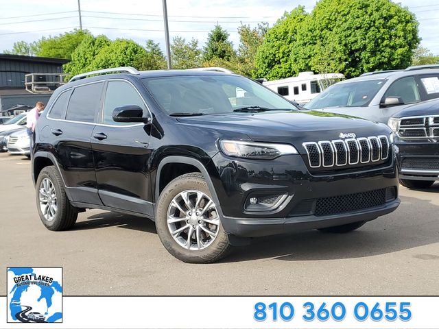 2019 Jeep Cherokee Latitude Plus 4X4's photo