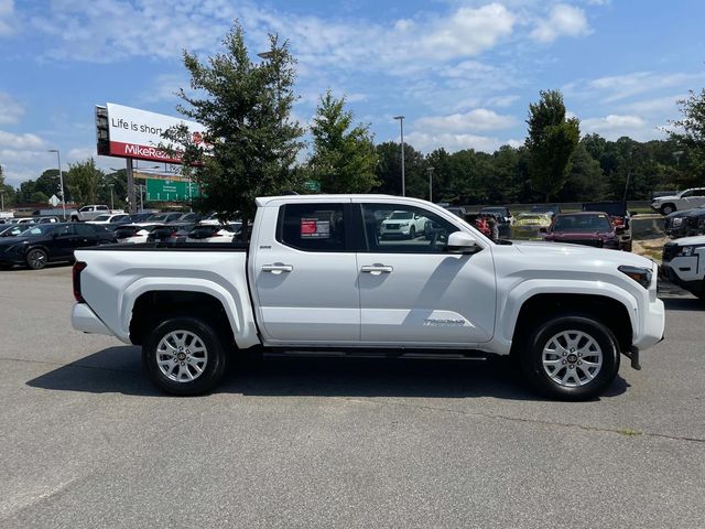 2024 Toyota Tacoma SR5 2