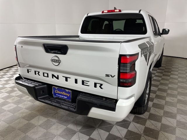 2022 Nissan Frontier SV 10