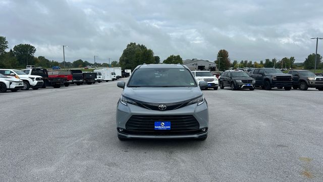 New 2026 Toyota Sienna Van