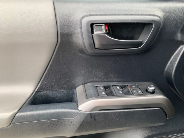 Used 2018 Toyota Tacoma Truck