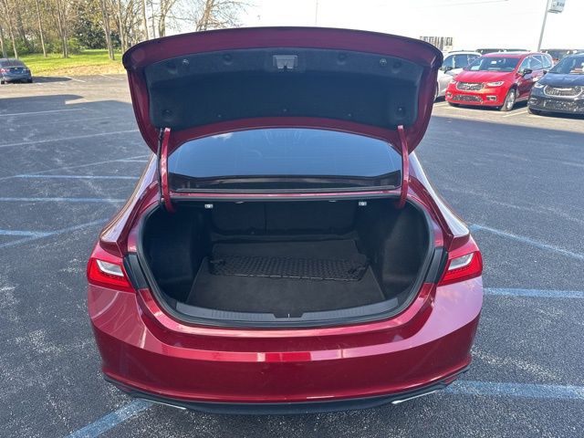 Used 2018 Chevrolet Malibu Premier 4D Sedan