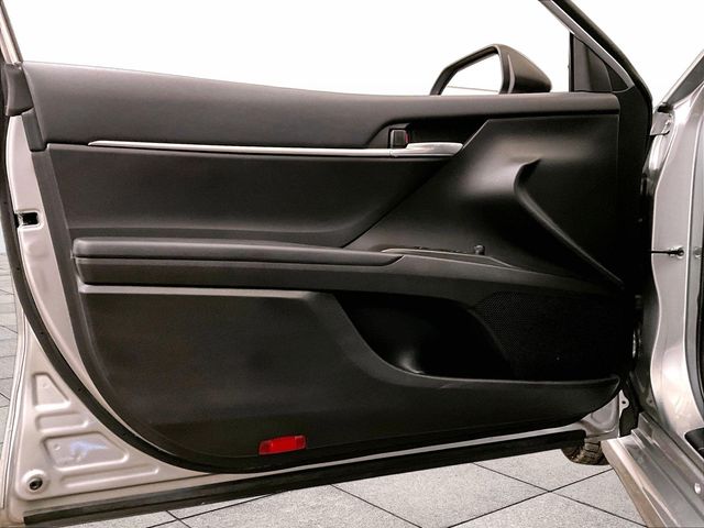 2023 Toyota Camry SE Silver at Sutliff Volkswagen