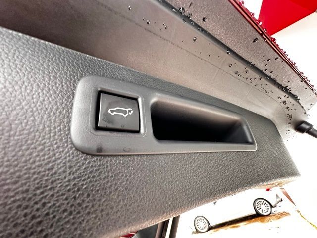 new 2026 Toyota Highlander Hybrid car