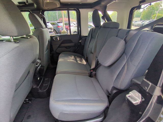 Used 2025 Black Jeep Sahara 4xe image 27